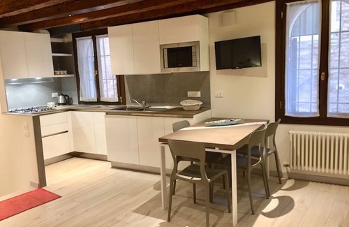 Cannaregio House | Great Location! New! 2 bedrooms & 2 bathrooms