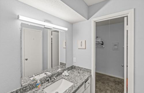 El Lago House | Great Location next to Kema, NASA, Ocean, Houston