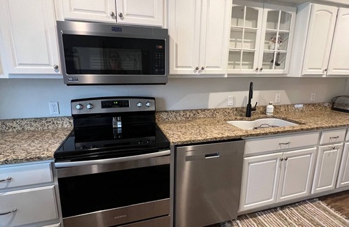 Clear Lake House | Great location to walk to Surf, public lake access and downtown. Charming duplex