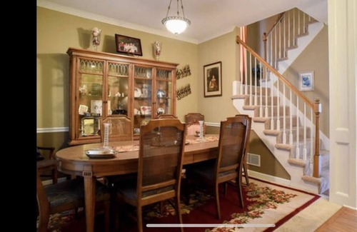 Olathe House | Great Place in a Quiet Neighborhood!!