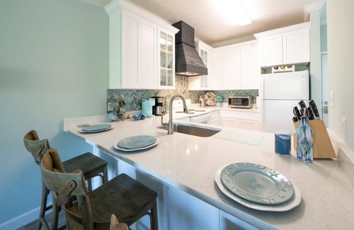 Seagrove Beach Condo | Great rates for a fall 30A beach getaway!
