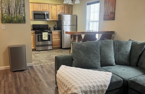 Boonville Apartment | Great rental for anyone on a getaway, or traveling for work!
