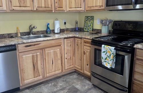 Boonville Apartment | Great rental for anyone on a getaway, or traveling for work!