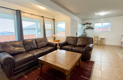 Prince George Apartment | Great space for Vacation. or just a place to call home during your stay.