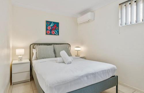 Robertson House | Great Value and Comfort Family Home 5 mins to Shops
