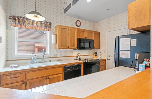 Columbine Lake House | Great Value, Hot Tub, Close to Purg and Silverton!