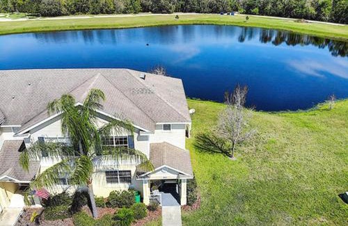Trafalgar Village House | GREAT VALUE! Old Kent Lake Home - views 3/3