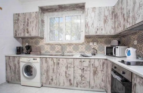 Somma Vesuviana Apartment | Great villa for the whole family with garden views