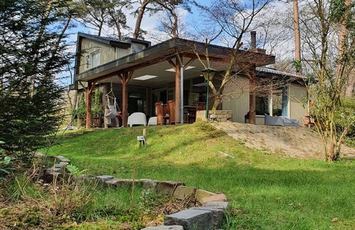 Baarle-Nassau House | Great villa with recreation room and garden