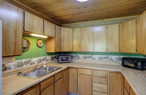 Buffalo House | Greater Buffalo Cabin Escape