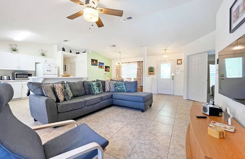 Greater Groves House | Greatest Grove - 4 bedroom villa with sunny private pool