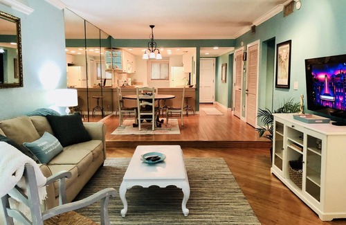 Winter Park Condo | Greatest location! Condo with private yard!
