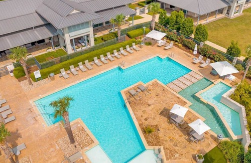Buda Apartment | Green 2BD 4 - Two Bedroom Apartment, Sleeps 4