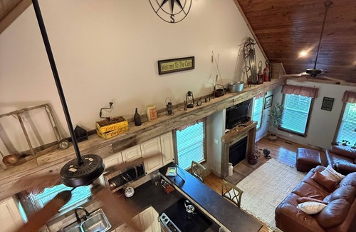 Nancy House | Green Acres by the water