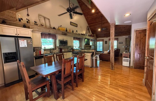 Nancy House | Green Acres by the water