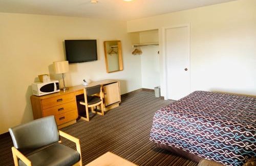 Lakeview Hotel | Green Acres Motel