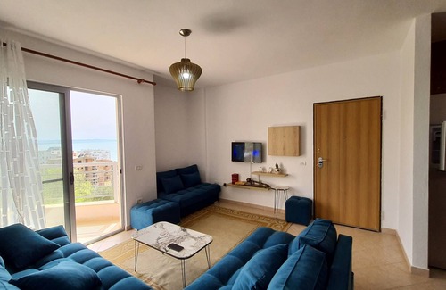 Shkembi i Kavajes Apartment | Green Apartment