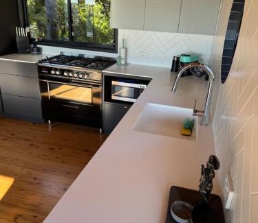Milton House | Green Buddha