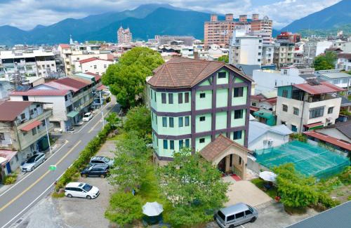 Puli Bed & Breakfast | Green Castle
