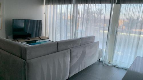 Jala House | Green Coast Apartment with Pool
