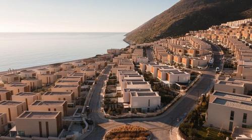 Jala House | Green Coast Escape