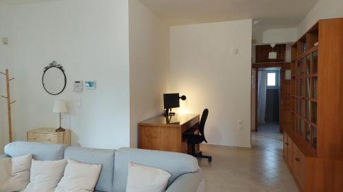 Rio Apartment | Green Cove Retreat