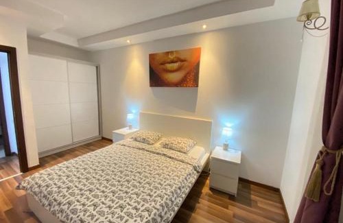 Stefanestii de Jos Apartment | Green Deluxe Apartment Cosmopolis