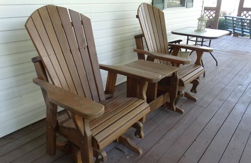 Odon House | Green Gables B&B sleeps 24, 6 bdrms 8 beds 5 1/2 baths 2-Full ktch din lvng rms