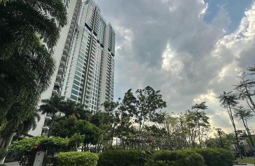 Masai Apartment | Green Haven Studio Apartment 2 Double Bed with WiFi Netflix