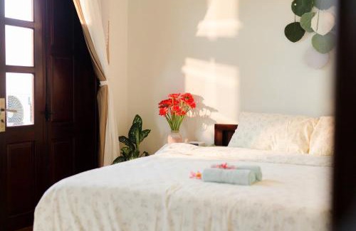 Hue City Centre House | Green home, Huế
