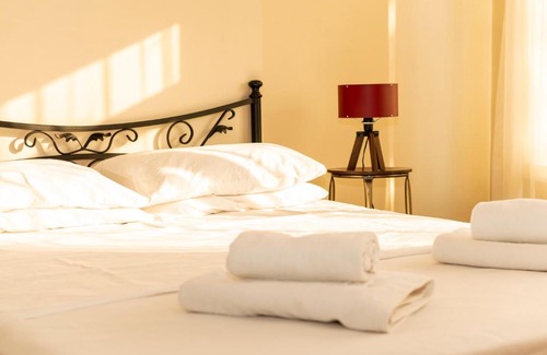 Moda Apartment | Green House - 2BR Large House in Kadıköy