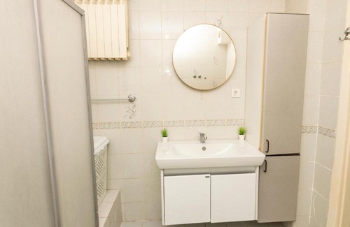 Moda Apartment | Green House - 2BR Large House in Kadıköy