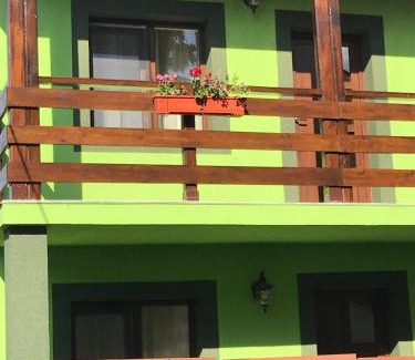 Calimanesti House | Green House Inn