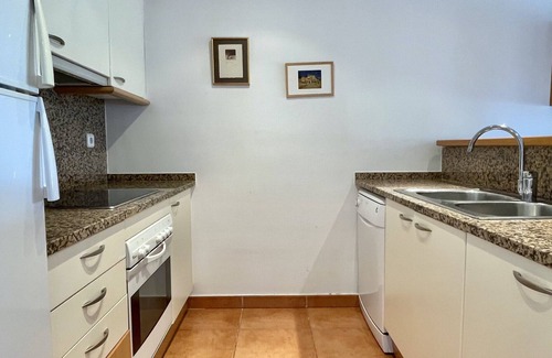 Pals Apartment | GREEN MAR A 302