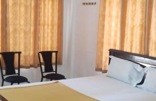 Maraiyur Hotel | Green Mount Residency