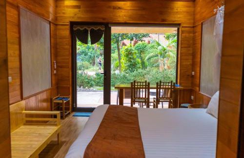 Hoa Lu Cabin | Green Mountain Homestay