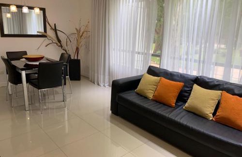 Solanas Apartment | Green Park 2 Ambientes con Balcón Vista Bosque o Laguna con Parrillero