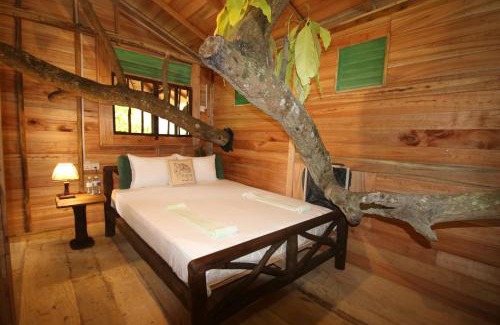 Udawalawa House | Green Park and Eco Tree House