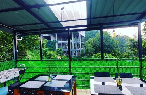 Chithirapuram House | GREEN PEPPER MUNNAR