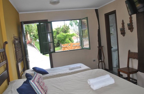 Jardim Andira Cabin | Green Triple Room
