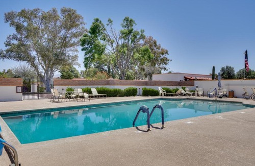 Haven Green Valley East Villa | Green Valley Vacation Rental with Community Pools!