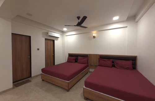 Khalapur Hotel | Green View Resort