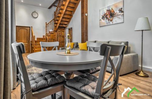 Predeal Apartment | Green Yard Villa