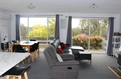 Greens Beach House | Greens Beach Escape