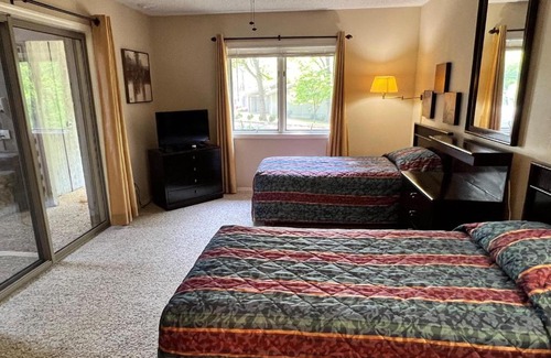 Bella Vista Apartment | Greens One Vacation Home 23
