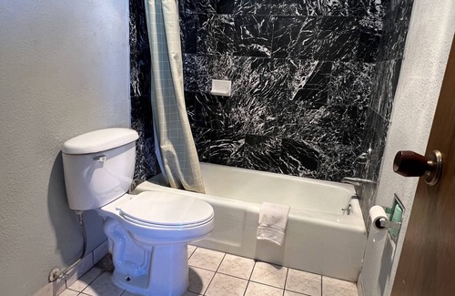 Greensburg Hotel | Greensburg Inn