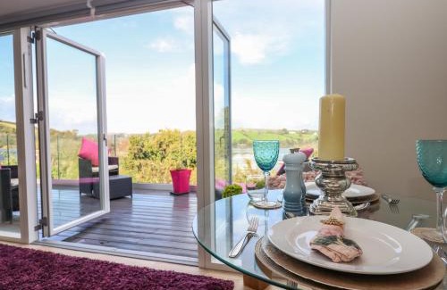 Dittisham House | Greenslades View
