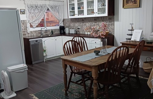 Thulimbah Cottage | Greenthum Cottage