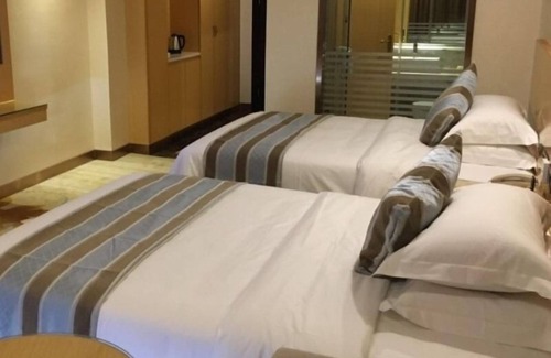 Nanhai Hotel | GreenTree Alliance Foshan West Station Luowu Road Hotel