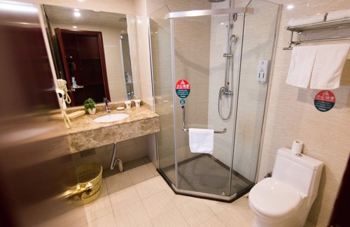 Xuancheng Hotel | GreenTree Inn GuangDe County ZhongYang LeCheng Hotel